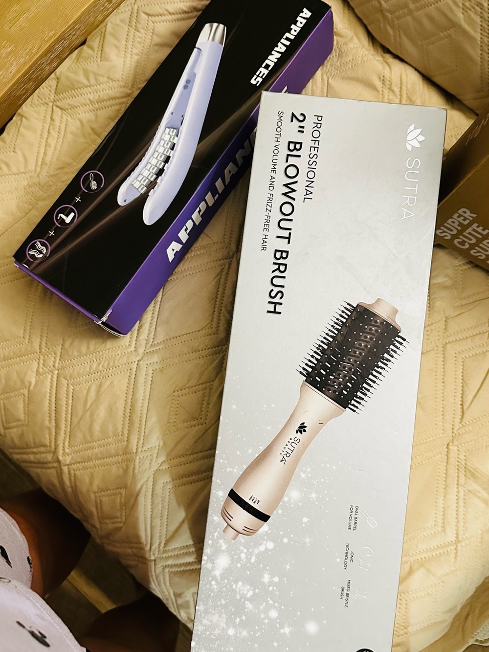 Professional 2" Blowout Brush – Champagne/Beige